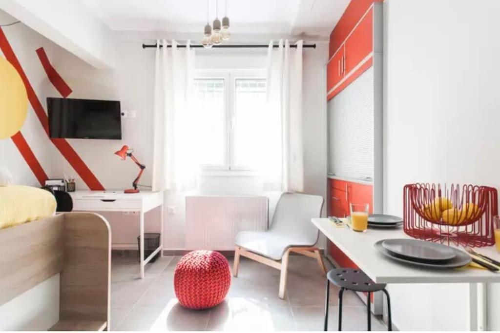 Colorful Apartment In أثينا المظهر الخارجي الصورة